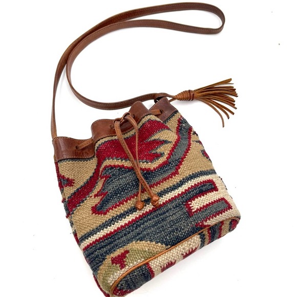 VINTAGE BOHO Kilim bucket bag leather trim